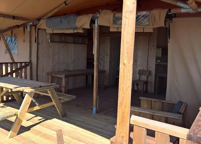 Marusina Olive Hills - Glamping & Minicamp