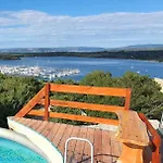 Marusina Olive Hills - Glamping & Minicamp 4*