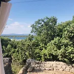 Marusina Olive Hills - Glamping & Minicamp אתר קמפינג