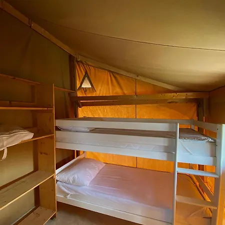 Marusina Olive Hills - Glamping & Minicamp Campingplads