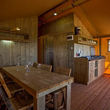 Marusina Olive Hills - Glamping & Minicamp Punat