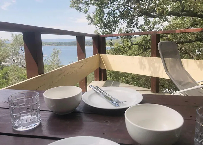 Marusina Olive Hills - Glamping & Minicamp