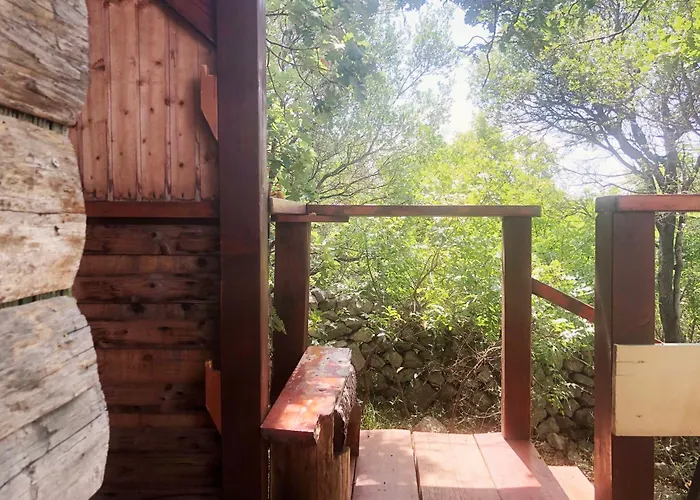 Marusina Olive Hills - Glamping & Minicamp Punat