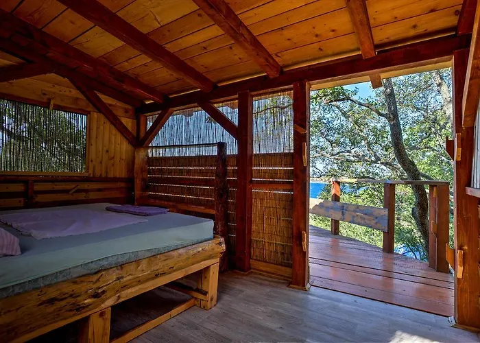 Campingplatz Marusina Olive Hills - Glamping & Minicamp Punat