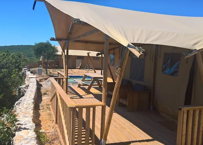 Marusina Olive Hills - Glamping & Minicamp 4*