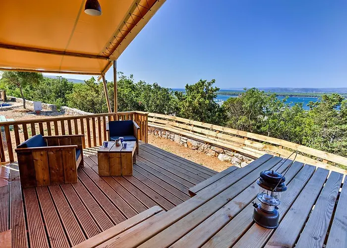 Marusina Olive Hills - Glamping & Minicamp 4*