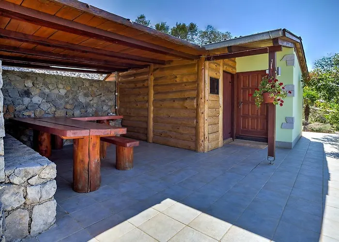 Marusina Olive Hills - Glamping & Minicamp 4*