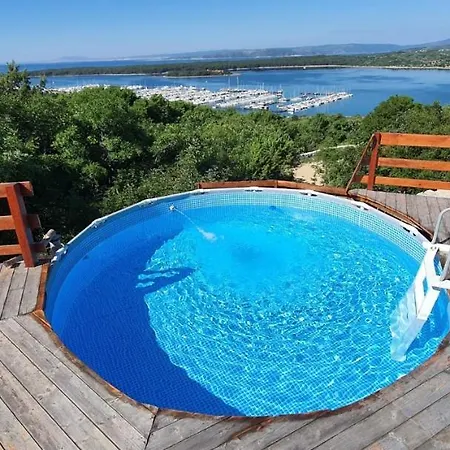 Marusina Olive Hills - Glamping & Minicamp 4* Punat