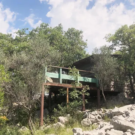 Marusina Olive Hills - Glamping & Minicamp Punat