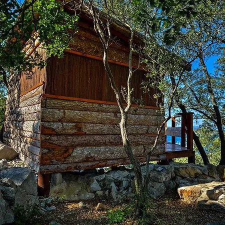 Marusina Olive Hills - Glamping & Minicamp 4*