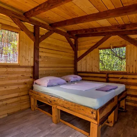 Camping Marusina Olive Hills - Glamping & Minicamp