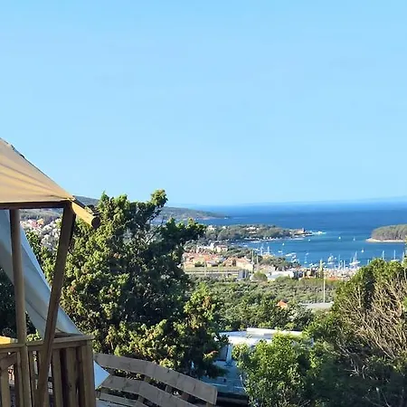 Marusina Olive Hills - Glamping & Minicamp Punat