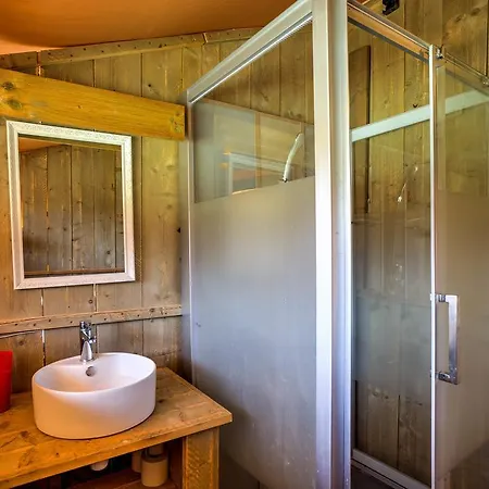 Marusina Olive Hills - Glamping & Minicamp