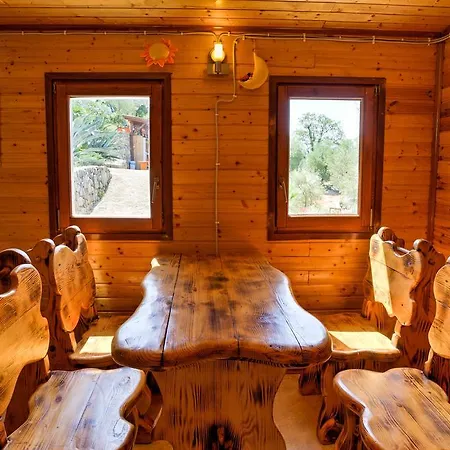 Marusina Olive Hills - Glamping & Minicamp