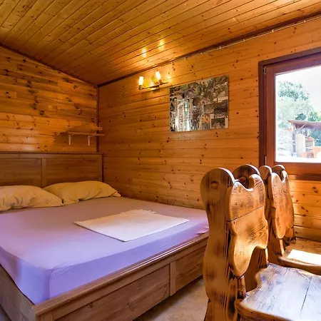 Marusina Olive Hills - Glamping & Minicamp 4*