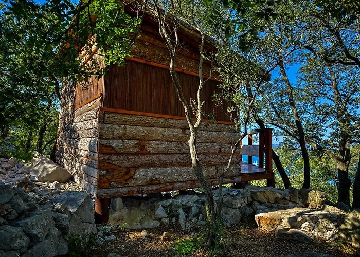 Marusina Olive Hills - Glamping & Minicamp 4*